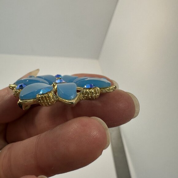 Vintage Womens Aqua Blue Flower Brooch Rhinestones MCM 60s - Picture 6 of 8